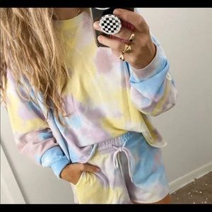 Colsie tie dye short